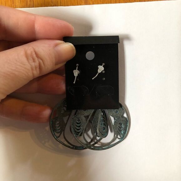 Fashion Jewelry Boho Antique Metal Dangle Earrings (A)91 - Picture 8 of 8